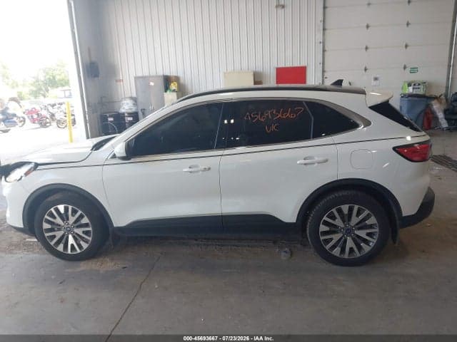 2022 FORD ESCAPE TITANIUM 14