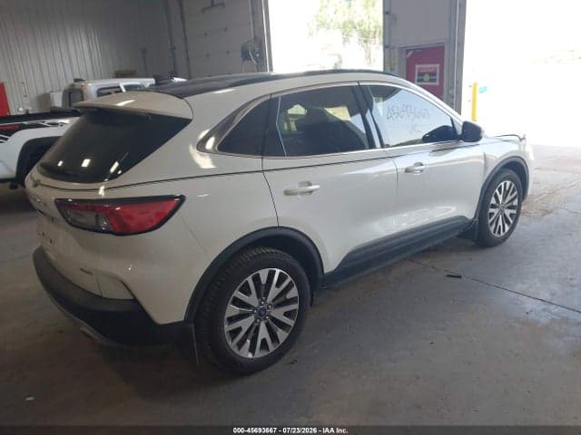 2022 FORD ESCAPE TITANIUM 4