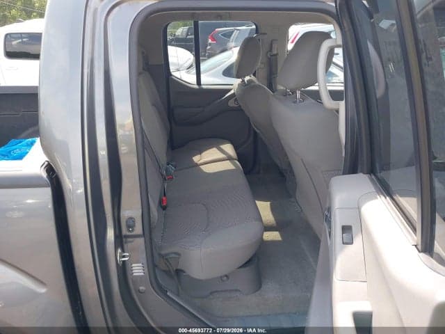 2018 NISSAN FRONTIER SV 8