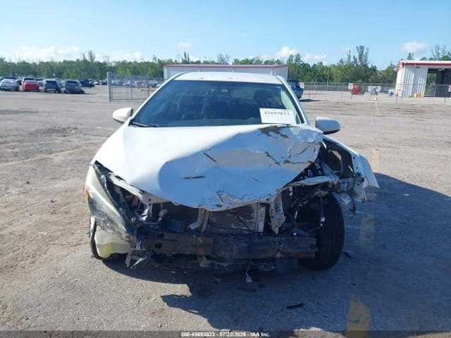 2017 TOYOTA COROLLA LE 13