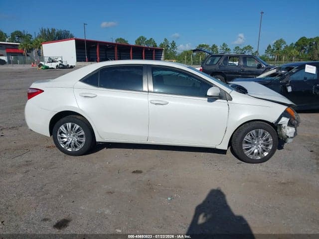 2017 TOYOTA COROLLA LE 14