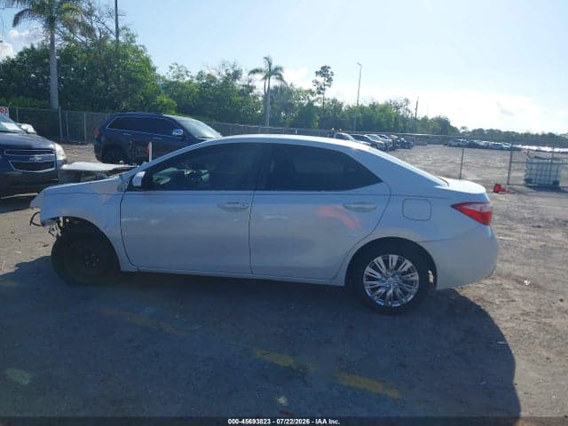 2017 TOYOTA COROLLA LE 15