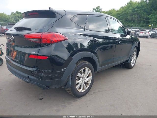 2020 HYUNDAI TUCSON SE 4