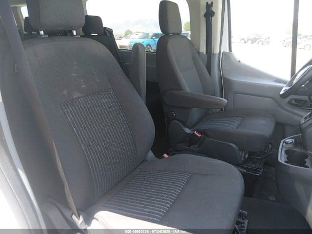 2018 FORD TRANSIT-350 XL 5