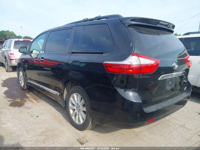 2017 TOYOTA SIENNA LIMITED PREMIUM 7 PASSENGER 3