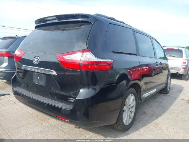 2017 TOYOTA SIENNA LIMITED PREMIUM 7 PASSENGER 4