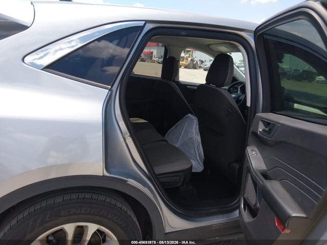 2022 FORD ESCAPE SE 8