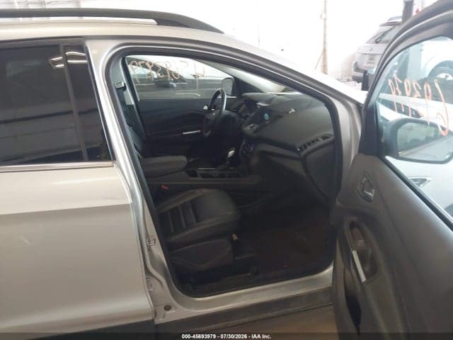 2019 FORD ESCAPE SEL 5