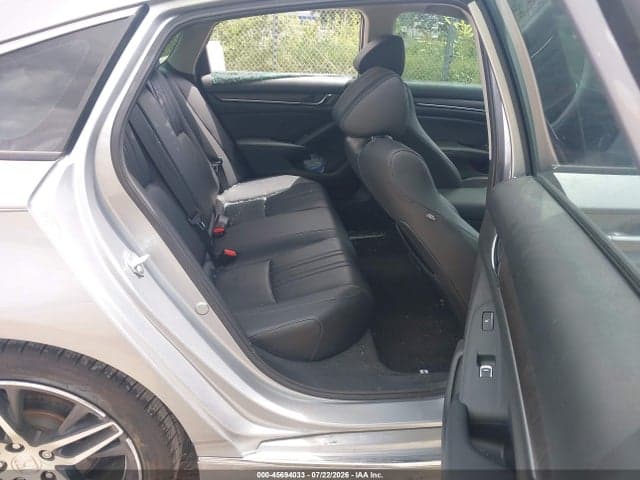 2022 HONDA ACCORD HYBRID TOURING 8