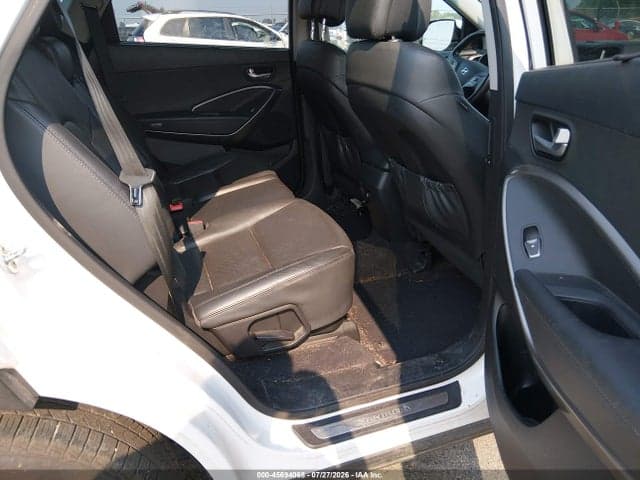 2017 HYUNDAI SANTA FE SE 8