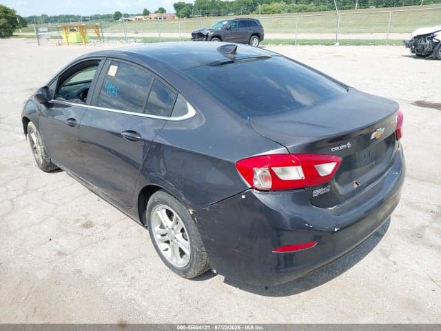 2017 CHEVROLET CRUZE LT AUTO 3