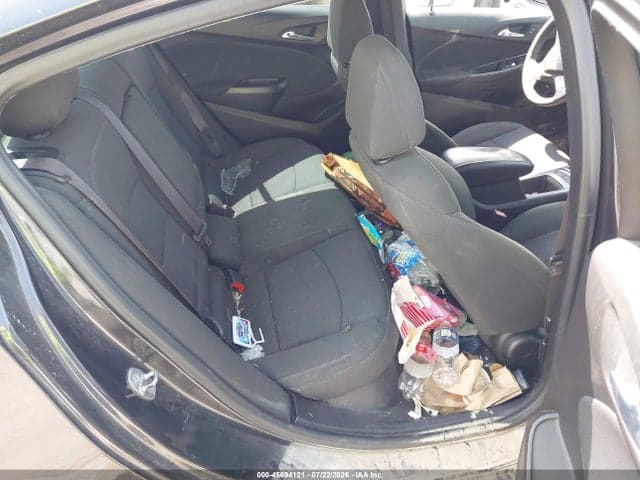2017 CHEVROLET CRUZE LT AUTO 8