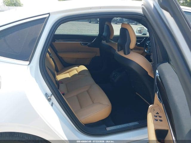2018 VOLVO S90 T5 MOMENTUM 8