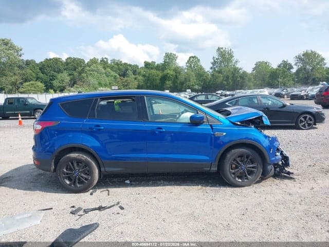 2017 FORD ESCAPE SE 14