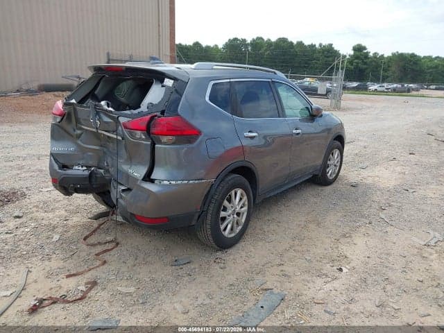 2017 NISSAN ROGUE SV 4