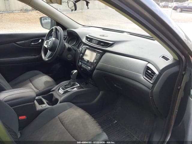 2017 NISSAN ROGUE SV 5