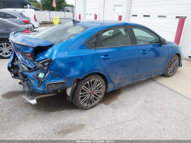 2023 KIA FORTE GT 4