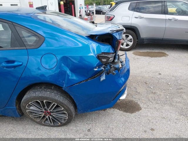 2023 KIA FORTE GT 6
