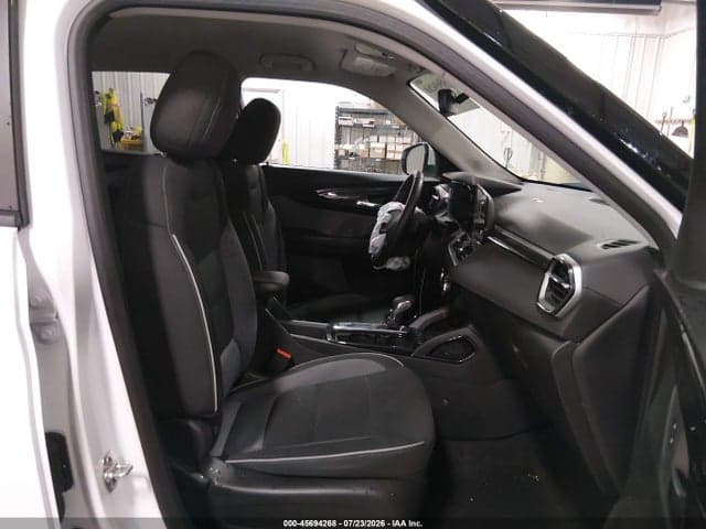 2026 CHEVROLET TRAILBLAZER AWD LT 5