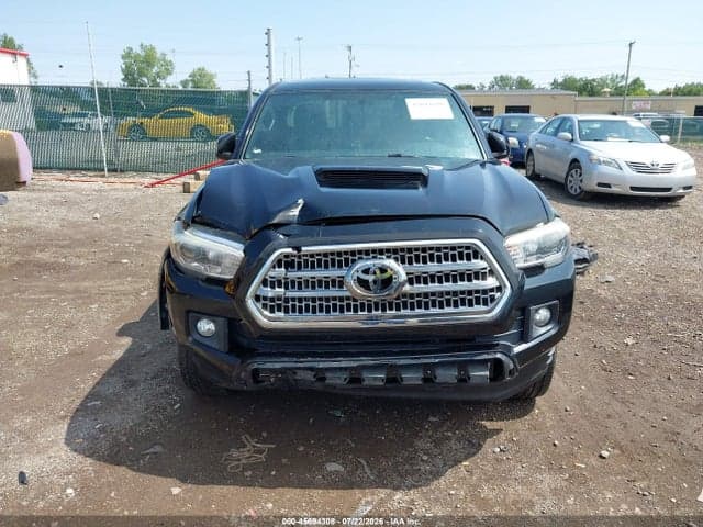 2017 TOYOTA TACOMA TRD SPORT 12
