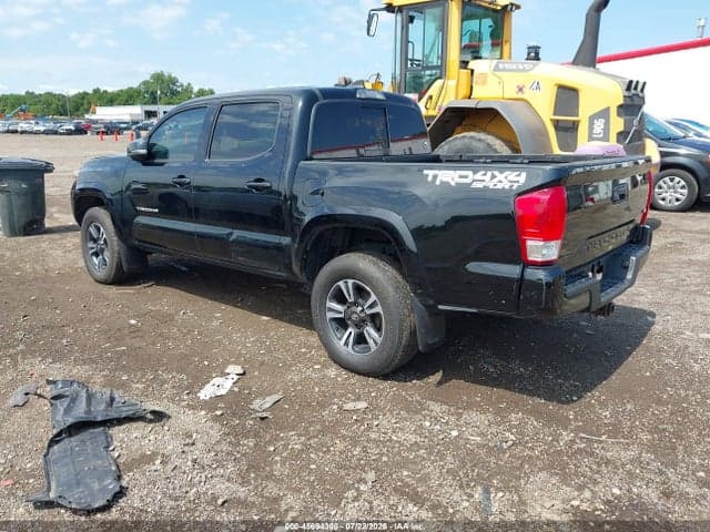 2017 TOYOTA TACOMA TRD SPORT 3