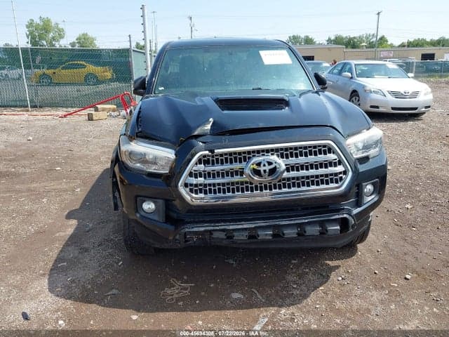 2017 TOYOTA TACOMA TRD SPORT 6