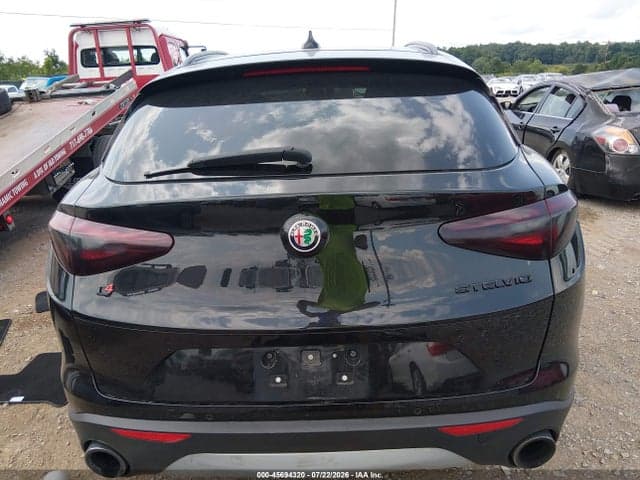2018 ALFA ROMEO STELVIO TI SPORT AWD 16
