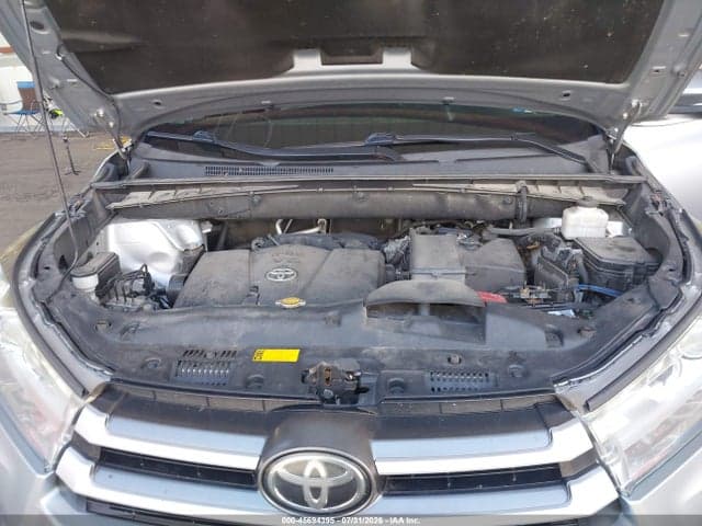 2017 TOYOTA HIGHLANDER XLE 10