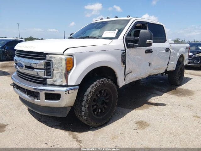 2017 FORD F-250 XLT 2