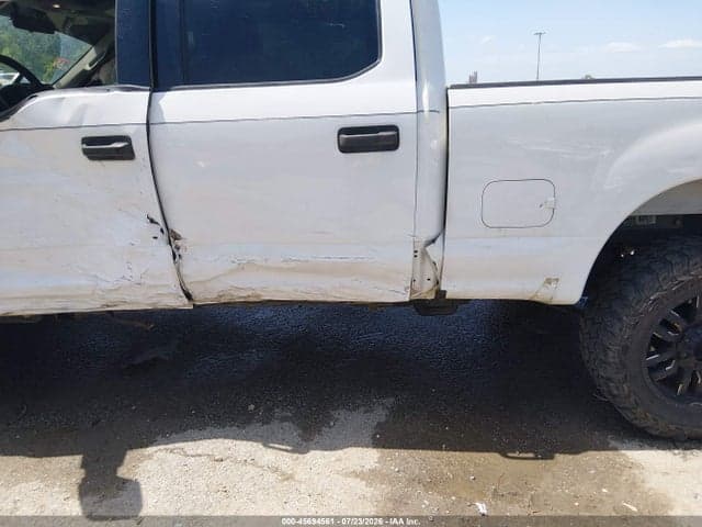 2017 FORD F-250 XLT 6