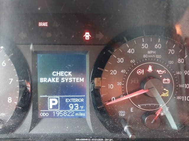 2017 TOYOTA SIENNA LE 8 PASSENGER 7