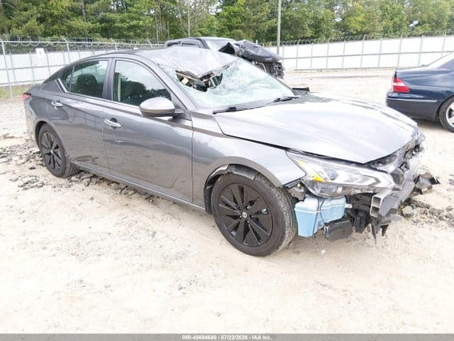2022 NISSAN ALTIMA SV FWD
