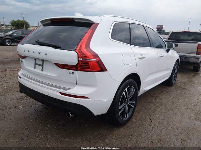 2020 VOLVO XC60 T6 MOMENTUM 4