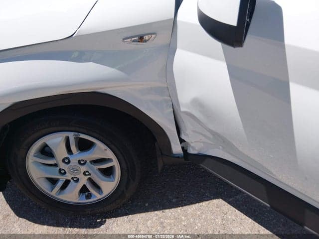 2026 HYUNDAI VENUE SE 6