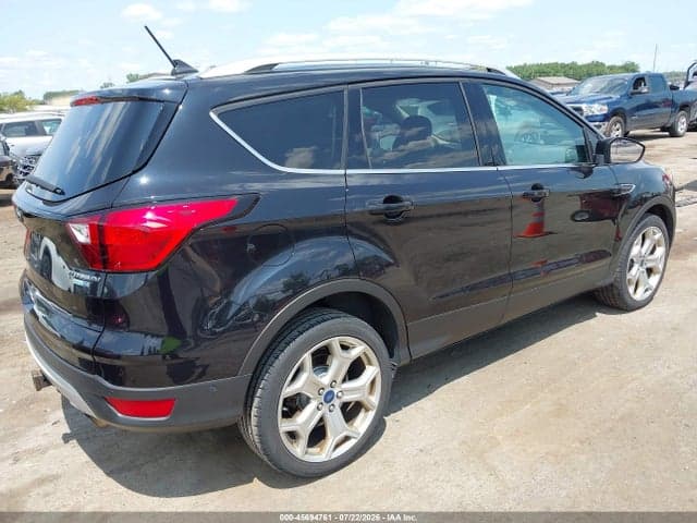 2019 FORD ESCAPE TITANIUM 4