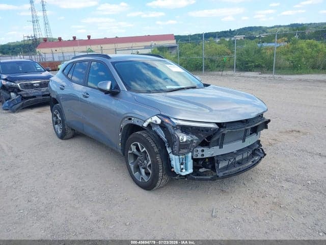 2025 CHEVROLET TRAX FWD LT - 1