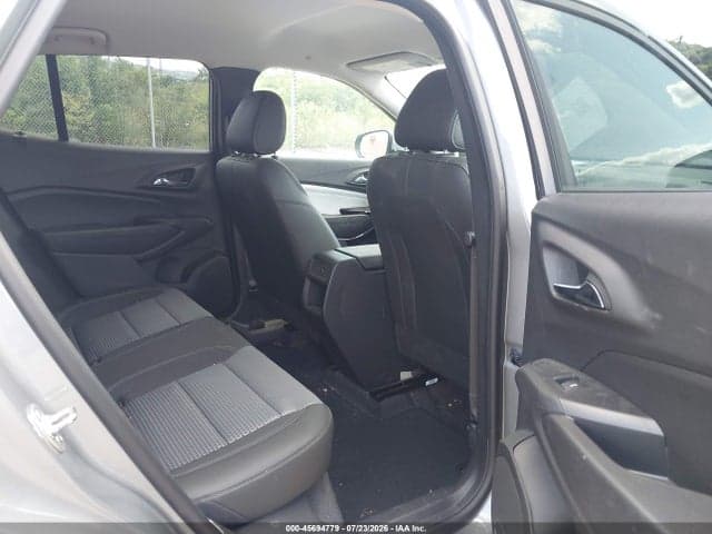 2025 CHEVROLET TRAX FWD LT 8