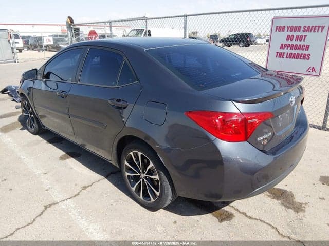 2018 TOYOTA COROLLA SE 3