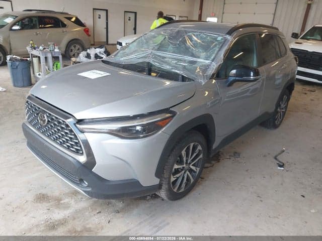2025 TOYOTA COROLLA CROSS XLE 2