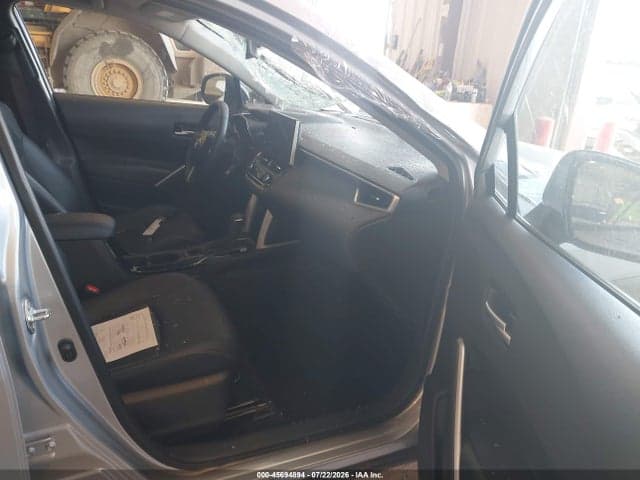 2025 TOYOTA COROLLA CROSS XLE 5