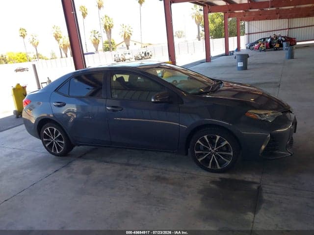 2017 TOYOTA COROLLA SE 13