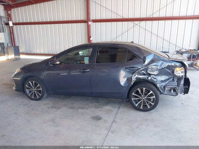 2017 TOYOTA COROLLA SE 14