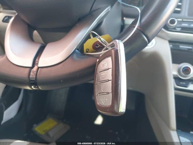 2020 HYUNDAI ELANTRA LIMITED 11