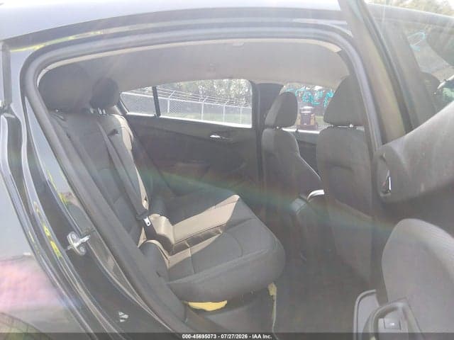 2017 CHEVROLET CRUZE LT AUTO 8