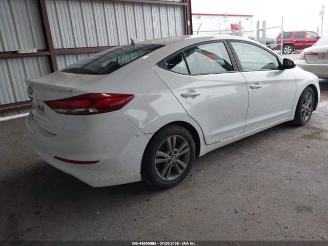 2018 HYUNDAI ELANTRA SEL 4