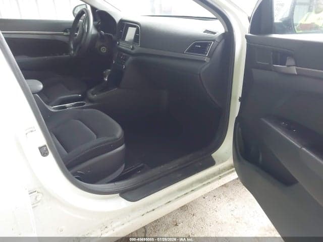 2018 HYUNDAI ELANTRA SEL 5