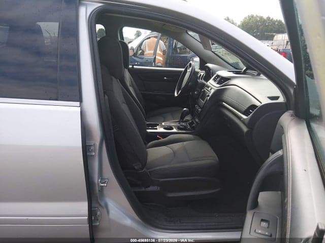 2017 CHEVROLET TRAVERSE LT 5