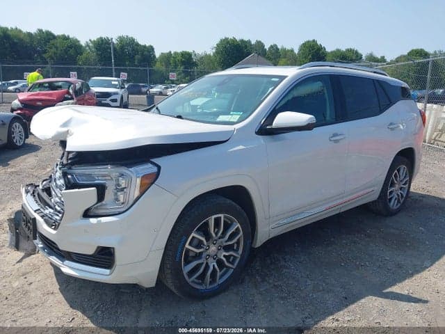 2023 GMC TERRAIN AWD DENALI 2