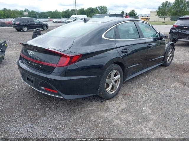 2021 HYUNDAI SONATA SE 4