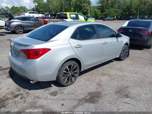 2018 TOYOTA COROLLA SE 4